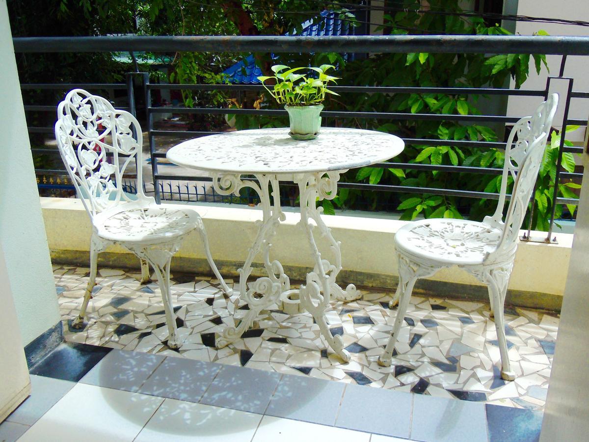 Moonlight House Otel Nakhonratchasima Dış mekan fotoğraf