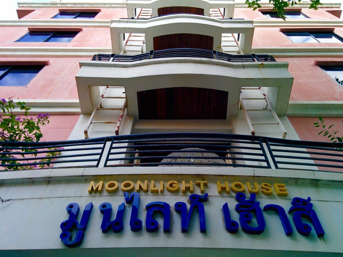 Moonlight House Otel Nakhonratchasima Dış mekan fotoğraf