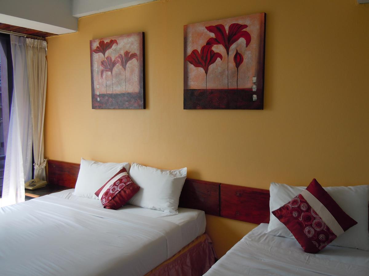 Moonlight House Otel Nakhonratchasima Dış mekan fotoğraf